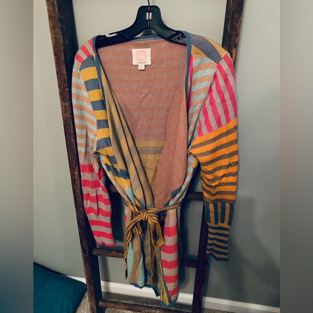Quicksilver size M colorful cardigan wrap